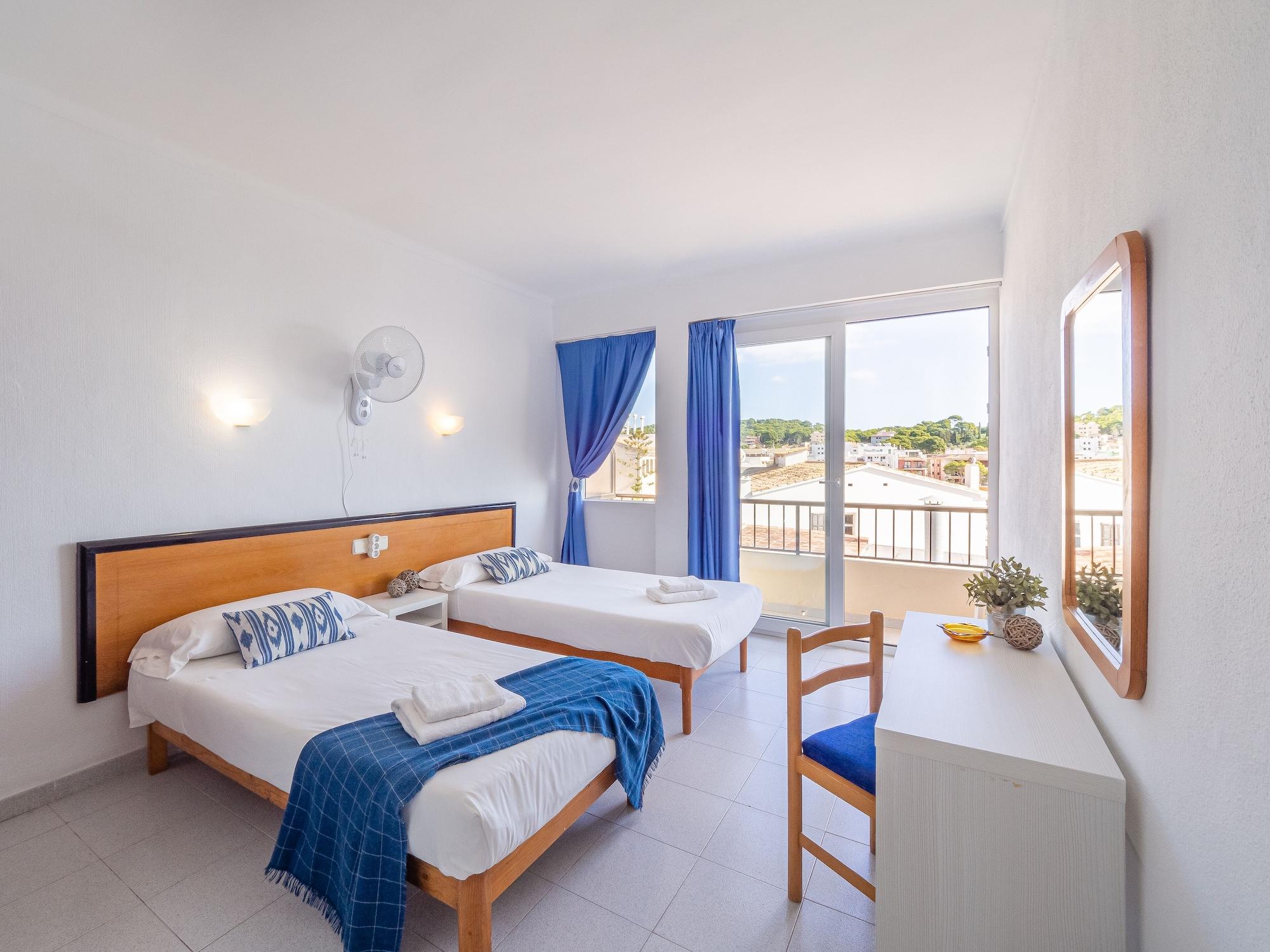 Hostal Port Corona Cala Ratjada  Ngoại thất bức ảnh