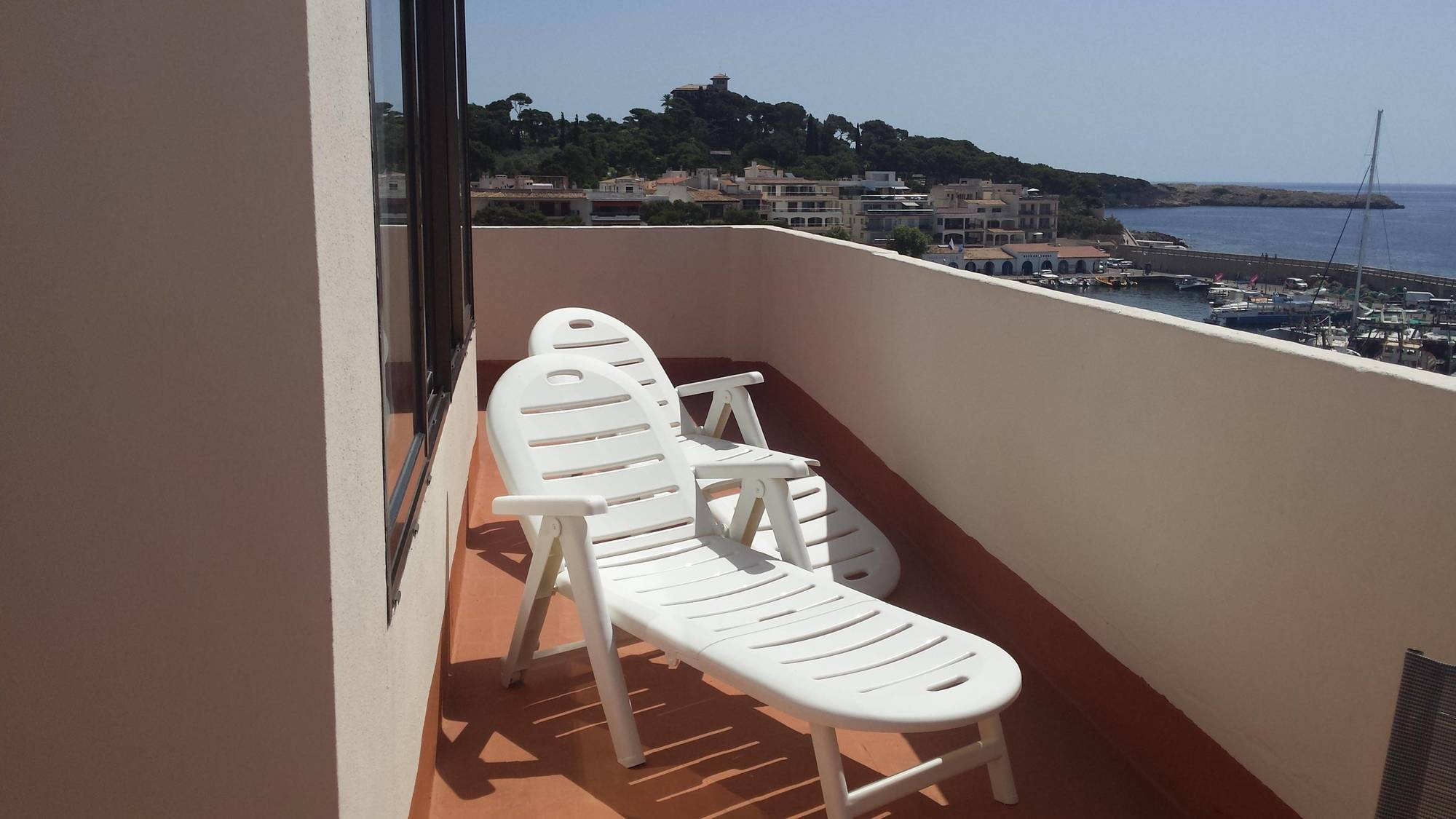 Hostal Port Corona Cala Ratjada  Ngoại thất bức ảnh